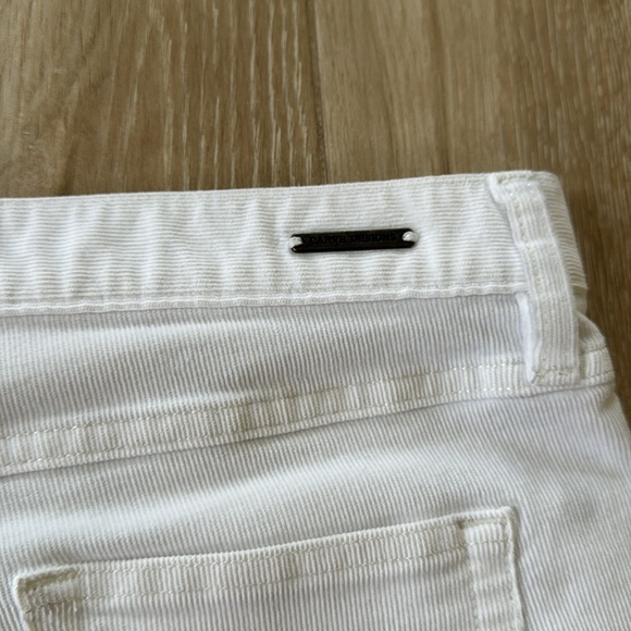 Carve White Corduroy Frayed Hem Women's Shorts 4 - Picture 8 of 9